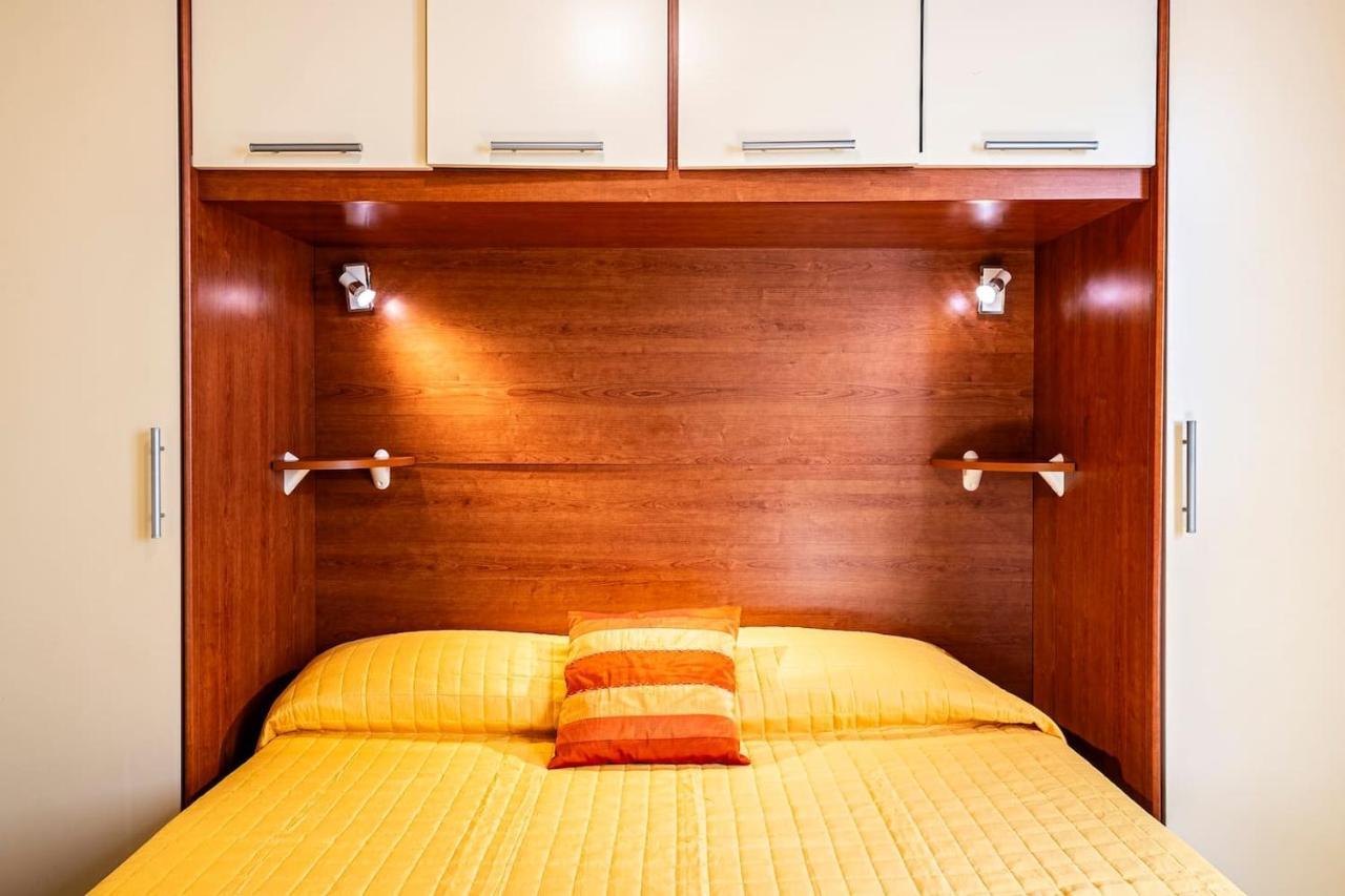 The Sunflower Apartment Siena Bagian luar foto